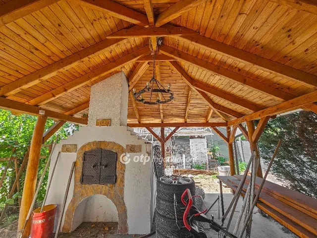 Eladó ház Martonvásár 163 nm