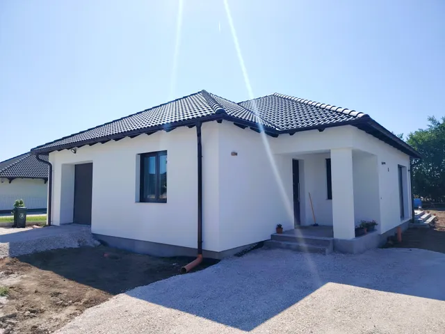 Eladó ház Velence 134 nm