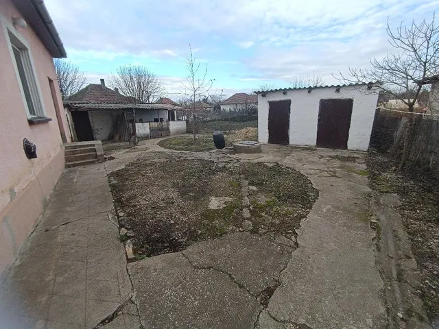 Eladó ház Pusztaszabolcs 65 nm