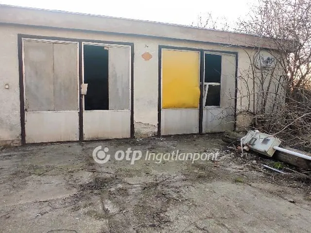 Eladó ház Üllő 152 nm