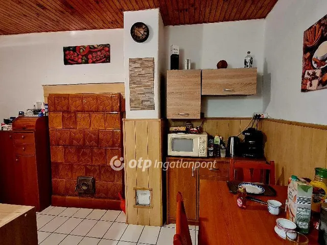 Eladó ház Úrhida 105 nm