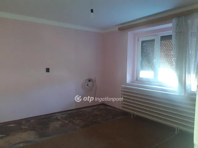 Eladó ház Velence 80 nm