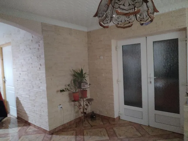 Eladó ház Aba 140 nm