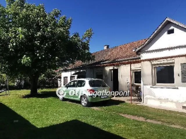 Eladó ház Pusztaszabolcs 72 nm