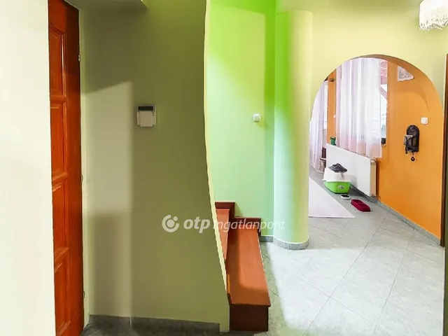 Eladó ház Velence 234 nm