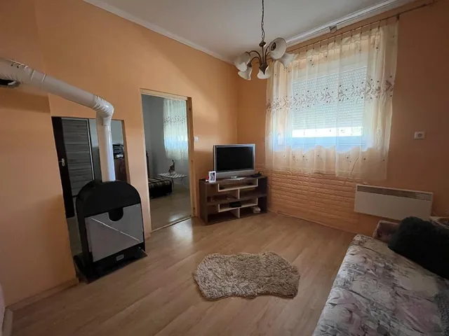 Eladó üdülő és hétvégi ház Szabadegyháza 99 nm