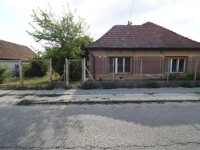 Eladó ház Dömsöd 97 nm
