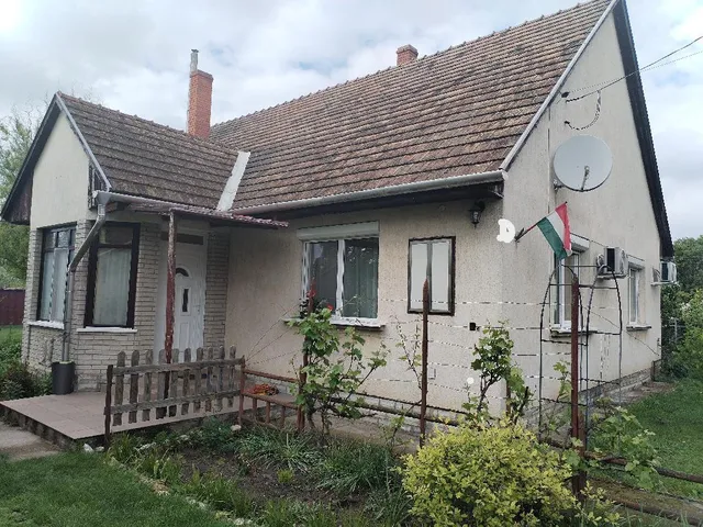 Eladó ház Sárszentágota 112 nm