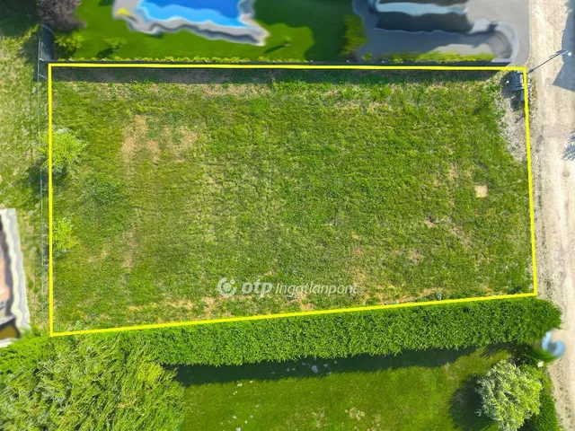Eladó telek Velence 1057 nm