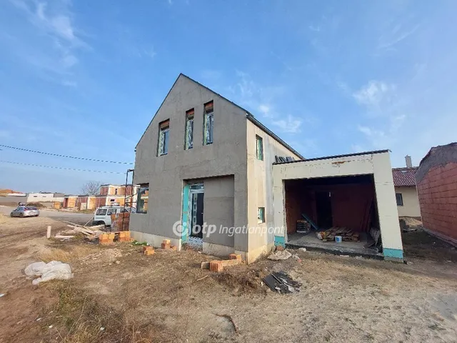 Eladó ház Székesfehérvár 208 nm