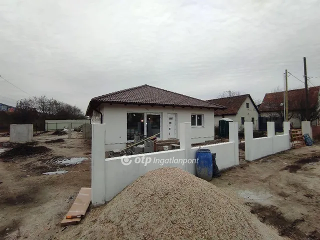 Eladó ház Martonvásár 116 nm
