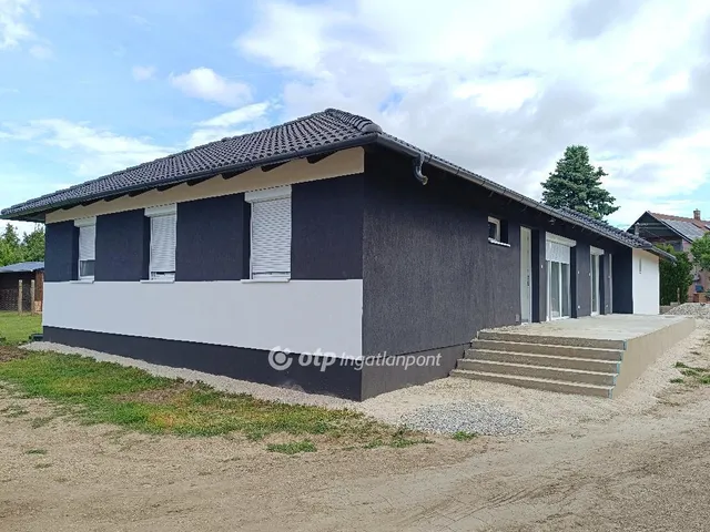 Eladó ház Ercsi 85 nm