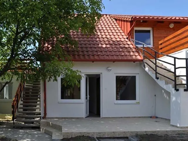 Eladó ház Gárdony, Agárd 300 nm