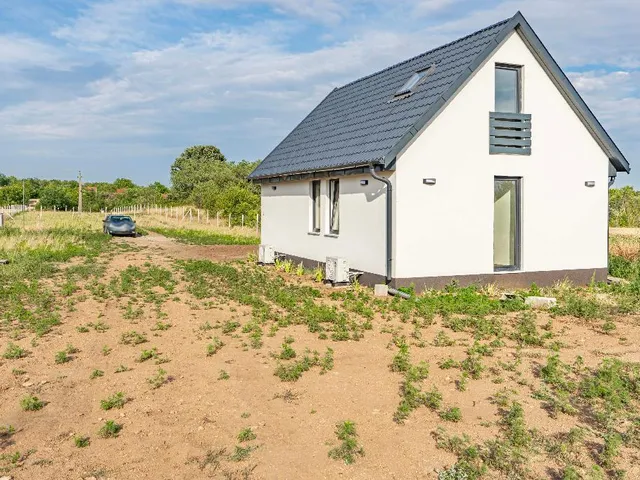 Eladó üdülő és hétvégi ház Sukoró 68 nm