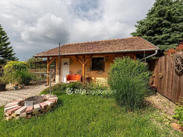 Eladó ház Velence 175 nm