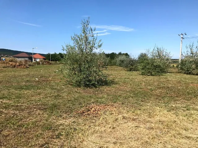 Eladó telek Velence 1388 nm