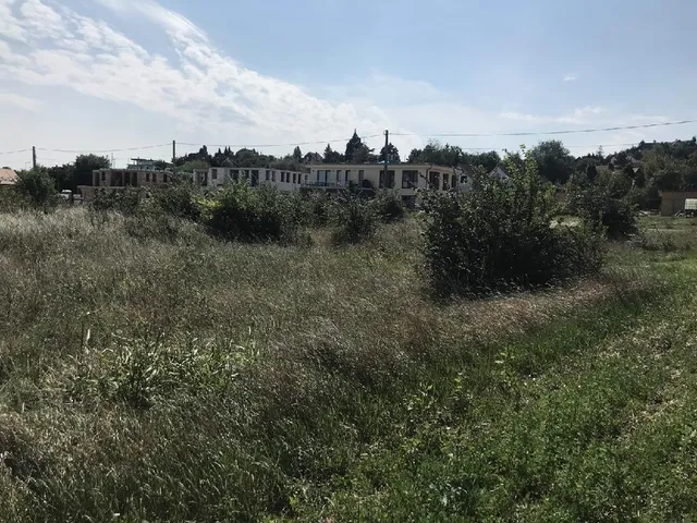 Eladó telek Velence 2394 nm