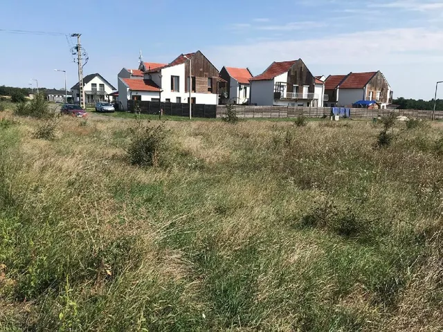 Eladó telek Velence 2394 nm