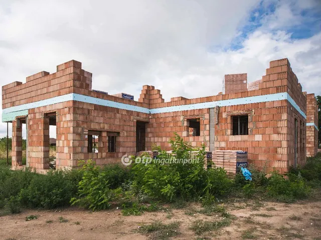 Eladó lakás Velence 92 nm