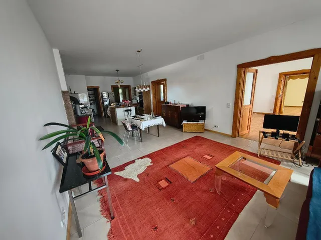 Eladó ház Lajoskomárom 200 nm