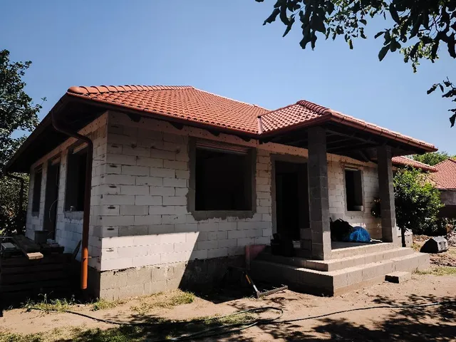 Eladó ház Besnyő 115 nm