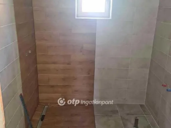 Eladó ház Hantos 87 nm