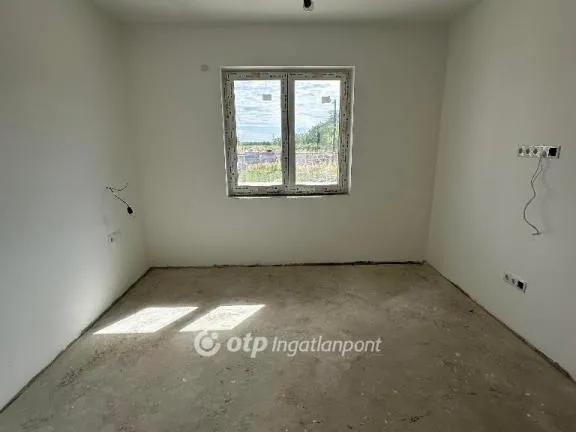 Eladó ház Besnyő 190 nm