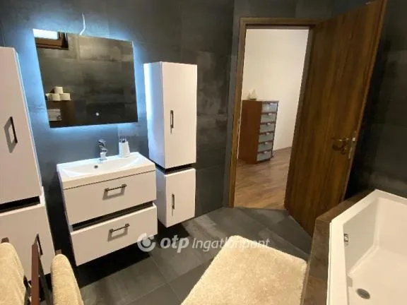 Eladó ház Tordas 135 nm