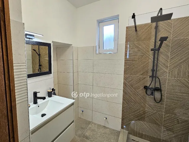 Eladó ház Vértesacsa 122 nm