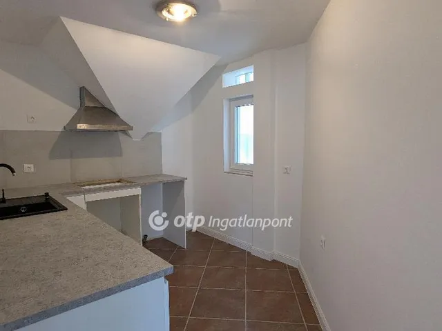 Eladó lakás Velence 68 nm