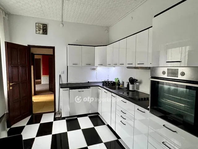 Eladó ház Székesfehérvár 136 nm