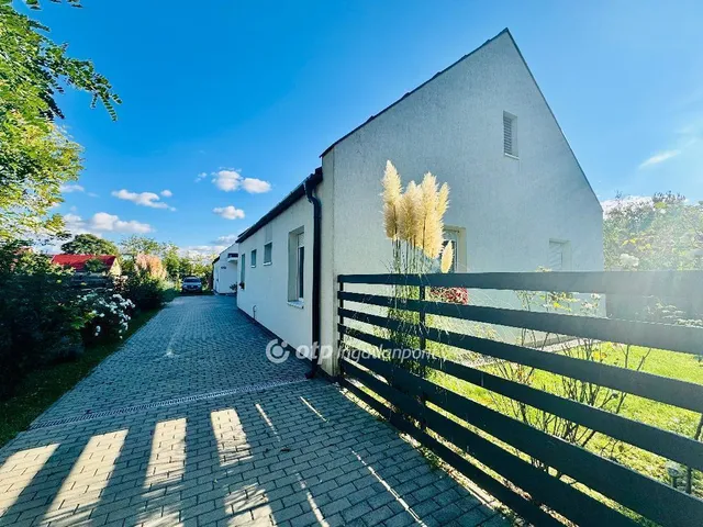 Eladó ház Lepsény 75 nm