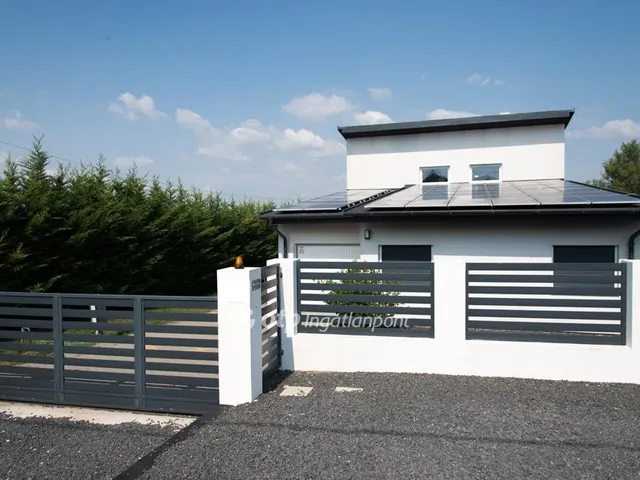 Eladó ház Sárszentmihály 183 nm