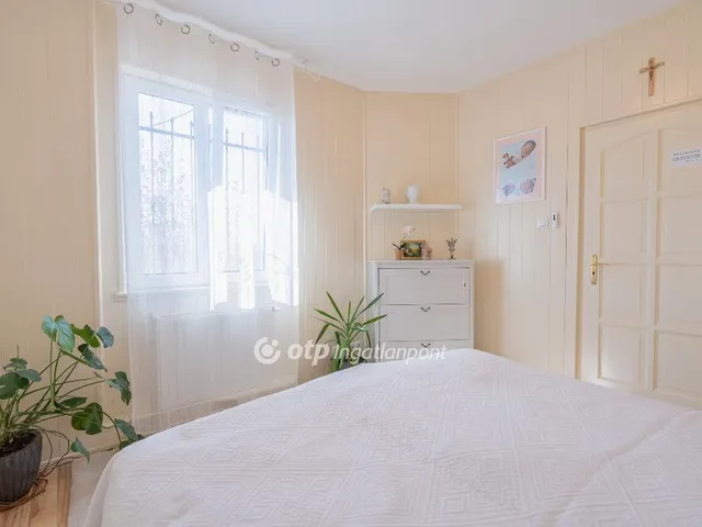 Eladó ház Dunaújváros 127 nm