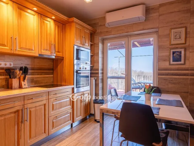 Eladó ház Dunaújváros 127 nm