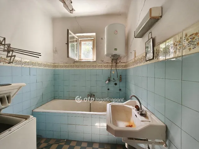 Eladó ház Szigetmonostor 79 nm