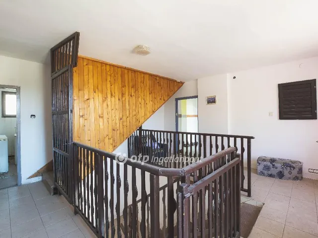 Eladó ház Aba 893 nm