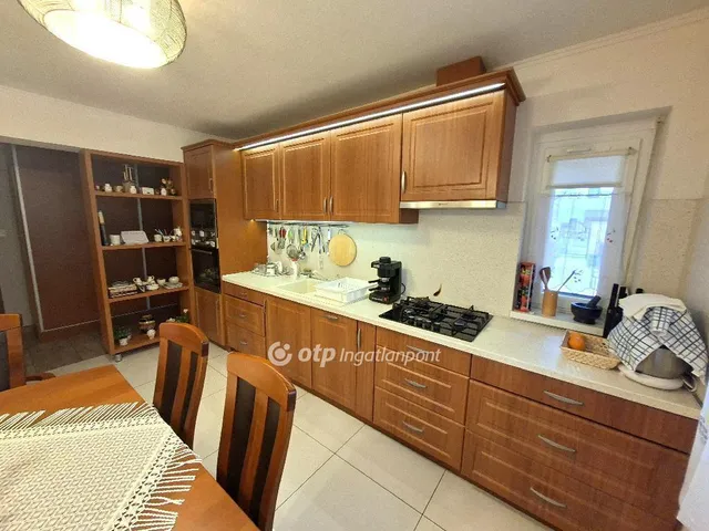 Eladó ház Martonvásár 93 nm