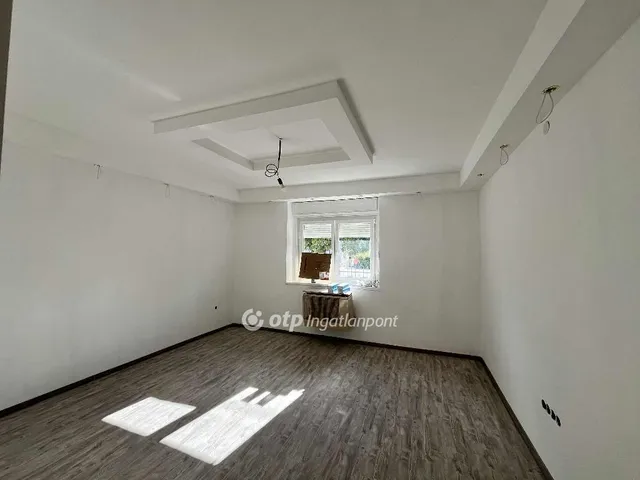 Eladó ház Előszállás 90 nm