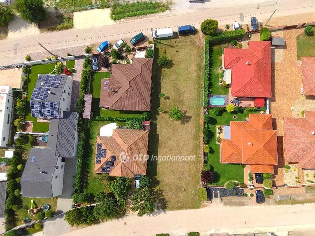 Eladó telek Székesfehérvár 722 nm