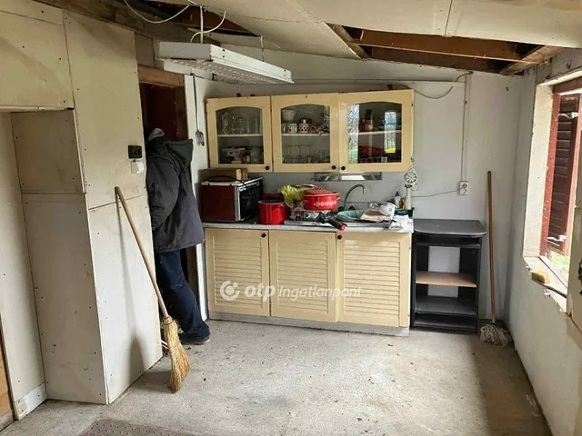 Eladó telek Vértesacsa 1400 nm