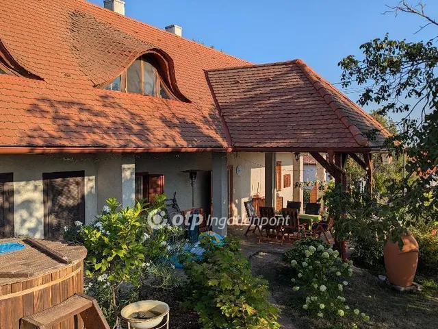 Eladó ház Sukoró 182 nm