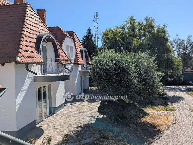 Eladó lakás Velence 64 nm