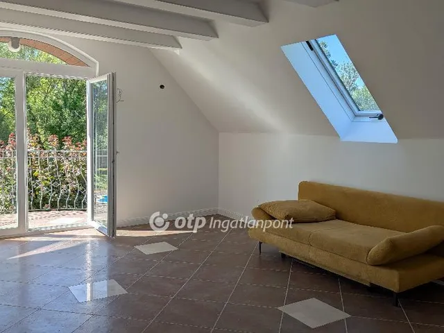 Eladó lakás Velence 68 nm