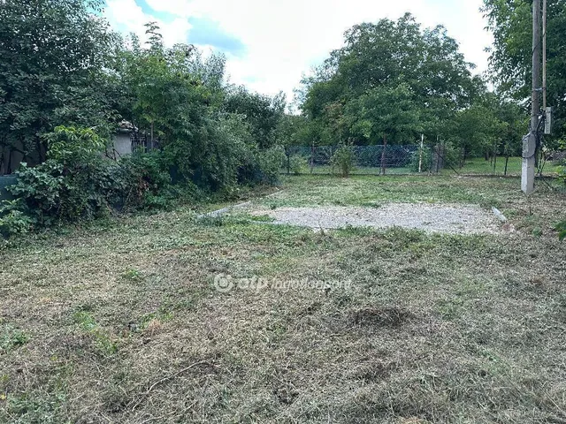 Eladó telek Rácalmás 555 nm