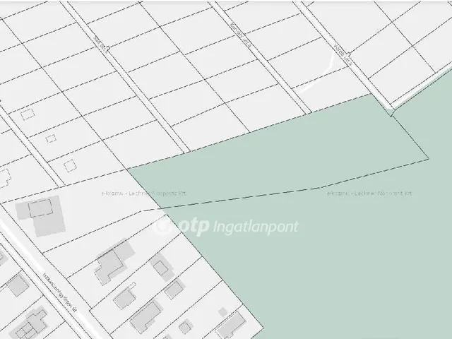 Eladó telek Székesfehérvár 9700 nm