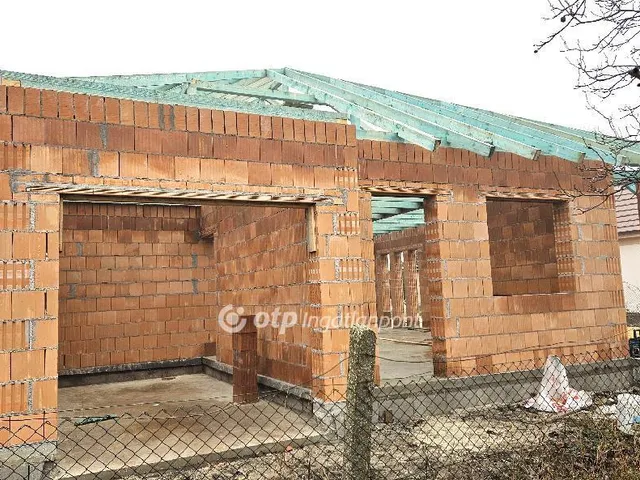 Eladó ház Pusztaszabolcs 113 nm