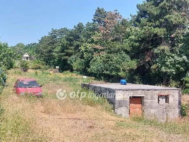 Eladó telek Sukoró 1069 nm