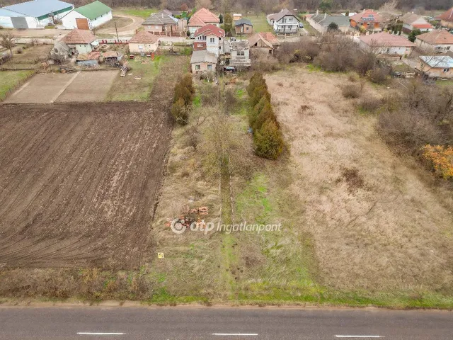 Eladó telek Seregélyes 915 nm