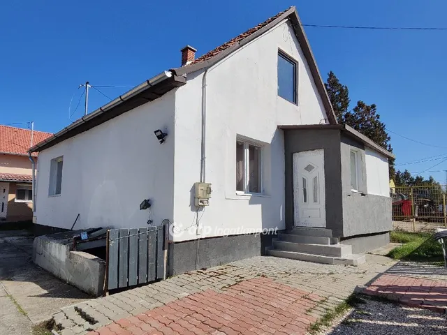 Eladó ház Érd 68 nm